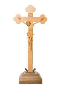 Krzyż stojący, rzeźba drewniana, wysokość 45 cm