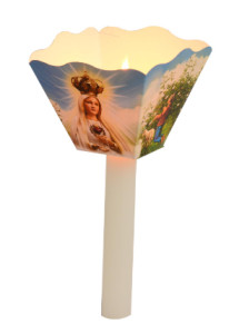 Lampiony na świece z wizerunkiem Matki Bożej Fatimskiej.