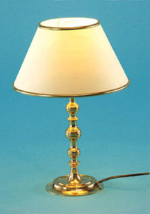 Lampa stojąca mosiężna, wysokość 37 cm